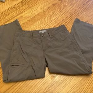 Gander mountain Guide Series women’s Convertible Khaki Pants size 10 outdoorsy